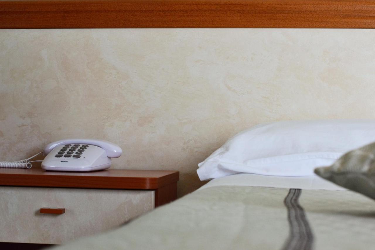Hotel Universal بيلاريا-إيجيا مارينا المظهر الخارجي الصورة